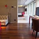 Отель Alfonso 4*