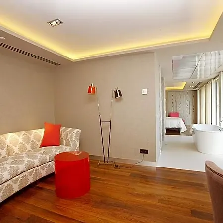 Alfonso Hotel 4*